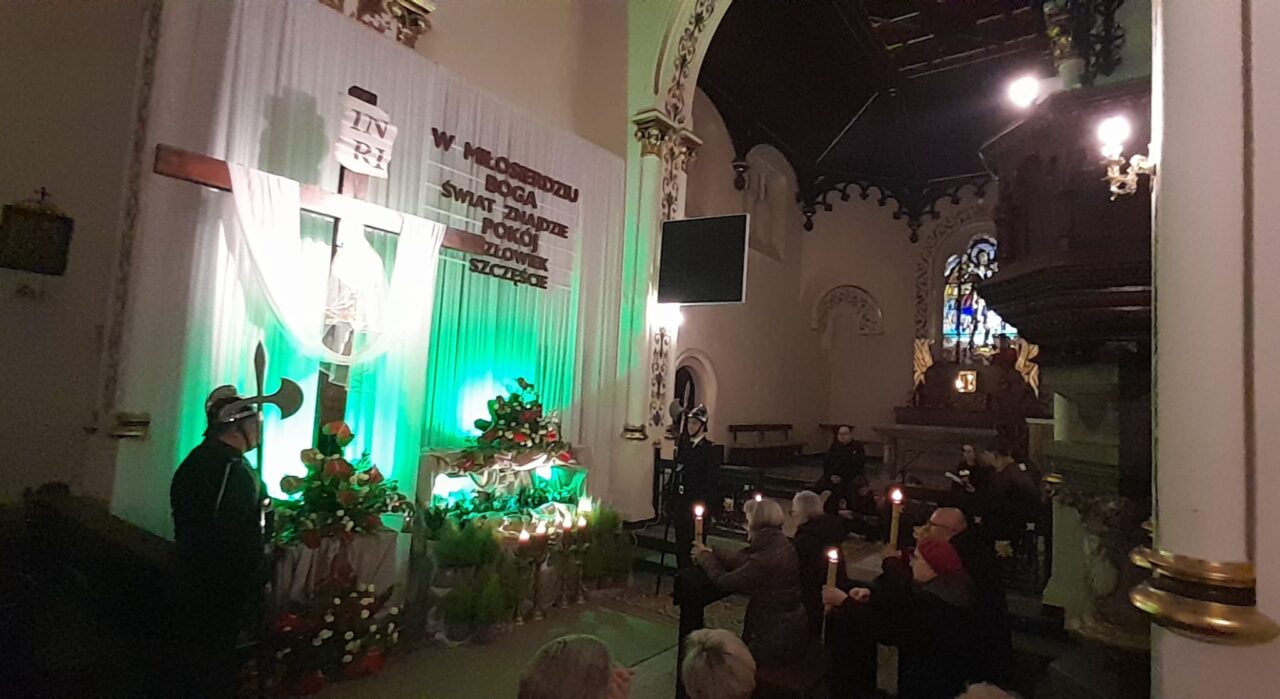 Wielki Piątek- czuwajcie i módlcie się.